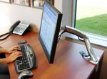 Ergotron MX Monitorarm Tischhalterung für einen Monitor bis 76,2 cm 30 Zoll Aluminium