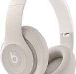 Beats Studio Pro Over-Ear-Kopfhörer, Sandstein (ohrumschließend)