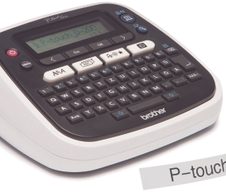 Brother P-Touch PT-D200BW Beschriftungsgerät (180dpi, Qwertz, 20 mm/Sekunde, 3,5/6/9/12 mm TZe)(PTD200BWZG1)