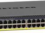 Netgear M4300-52G-PoE+ (GSM4352PB) 48-Port Gigabit PoE+ Stapelbarer Managed Switch mit 4 10G Ports (1000W PSU)