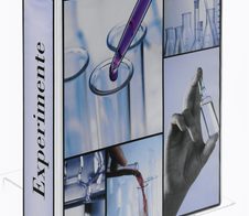 Esselte Präsentationsringbücher 4-Ringe DIN A4 7.7 cm weiß