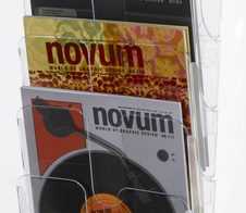 DURABLE Flexiplus Wandprospekthalter DIN A4 hoch 6-Fach  transparent