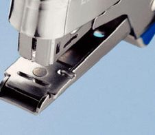LEITZ Heftzange chrom