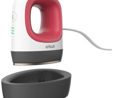 cricut™ EasyPress Mini Heizpresse - himbeerfarben