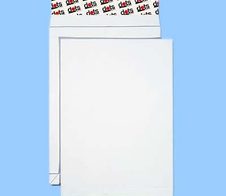 dots Versandtaschen DIN C4 weiß