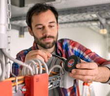 tesa Isolierbänder 19 mm x 20 m schwarz