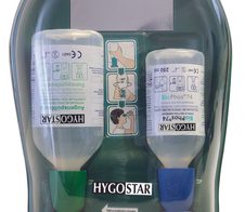 HYGOSTAR Augenspülstation Eye Care Medidrop II 1x 500,0 ml, 1x 250,0 ml grün