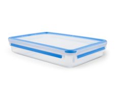 emsa Frischhaltedose CLIP & CLOSE 6 cm hoch 2,6 l transparent, blau