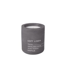 blomus SOFT LINEN Duftkerze 8 cm grau