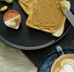 HELLMA Erdnussbutter