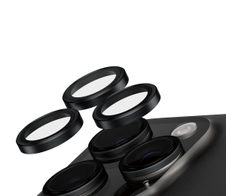 SAFE. by PanzerGlass® Camera Kameraschutz Schwarz für iPhone 16 Pro & 16 Pro Max