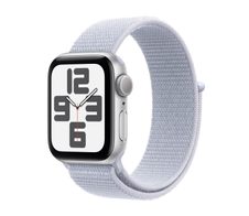 Apple Watch SE (GPS) 40mm Aluminiumgehäuse silber, Sport Loop Armband blaue Wolke