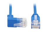 Eaton Tripp Lite Series Up-Angle Cat6 Gigabit Molded Slim UTP Ethernet Kabel (RJ45 Right-Angle Up M zu RJ45 M), Blue, 7 ft. (2.13 m)