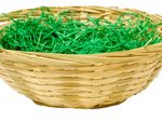 Osterkörbchen mit Ostergras, natur