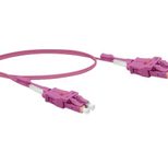 Exertis Connect LWL Patchkabel Uniboot, 50/125 µm, OM4-Faser, LC Duplex Stecker/ LC Duplex Stecker, UPC, erikaviolett, 1,0 m