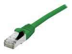 Exertis Connect Patchkabel Cat. 6A, S/FTP (PiMF), halogenfrei, mit Rastnasenschutz, grün, 0,3 m