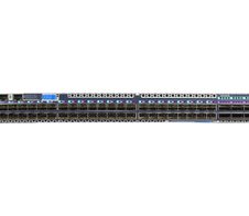 Netgear 48x10G/25G SFP28 und 8x100G QSFP28 Managed Switch