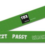 TOX Meterstab "SITZT PASST WACKELT" Holz