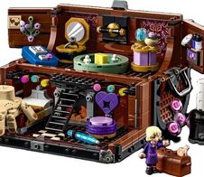 LEGO® Wednesday 76785 Die Wohnung des Eiskalten Händchens