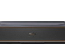 Hisense PT1 4K Smart Trichroma Laser Cinema Ultrakurzdistanz Beamer 2.500 ANSI Lumen