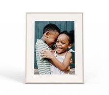 Aura Frames AF215-MWHT Aspen digitaler Bilderrahmen 29,97 cm (11,8") - weiß