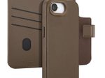 Accezz 2-in-1 Klapphülle aus Leder mit MagSafe für das Apple iPhone 17e / 16e - Kaffeebraun